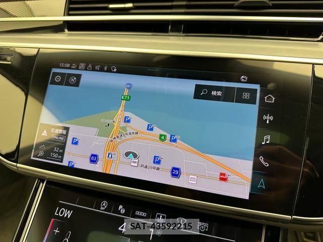 Audi S8 2022-02 8753528-5