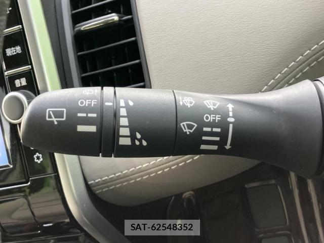 Nissan SERENA 2019-06 8752340-17