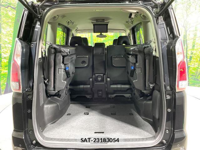 Nissan SERENA 2017-09 8752917-11