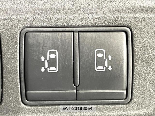 Nissan SERENA 2017-09 8752917-5