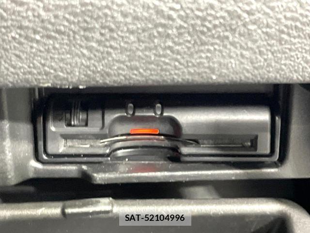 Nissan SERENA 2018-02 8752918-7