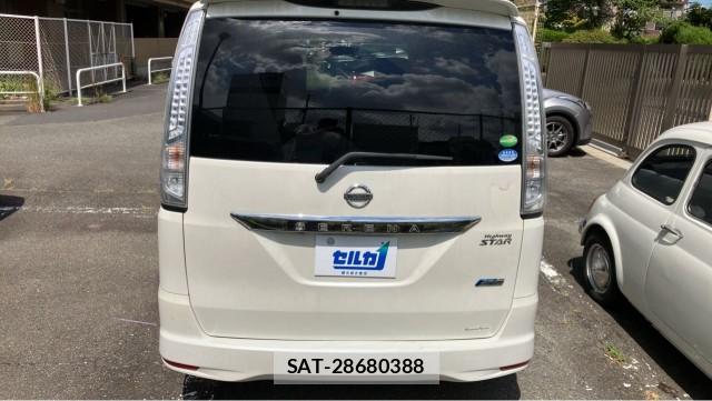 Nissan SERENA 2013-06 8753584-1