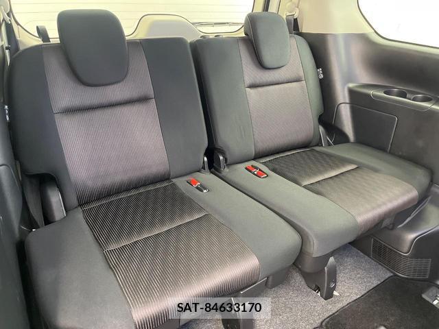 Nissan SERENA 2017-06 8753927-9