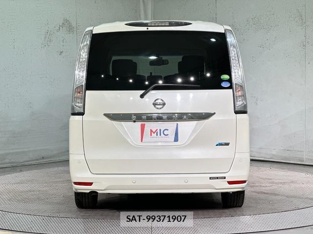 Nissan SERENA 2015-01 8754768-15