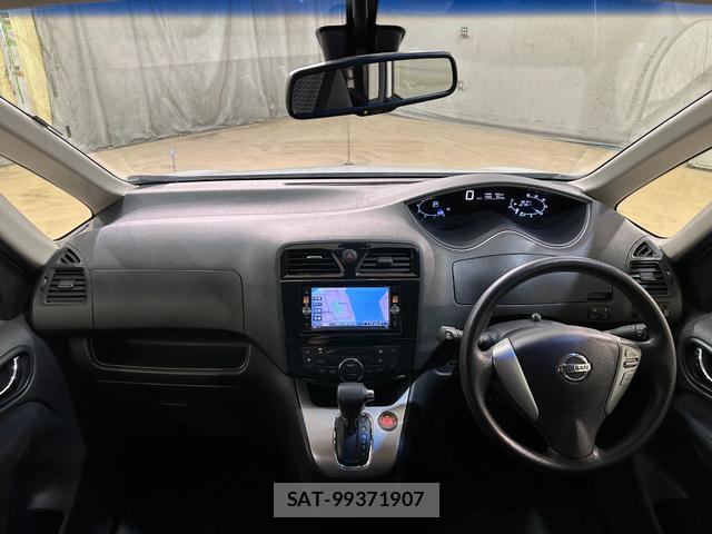 Nissan SERENA 2015-01 8754768-5
