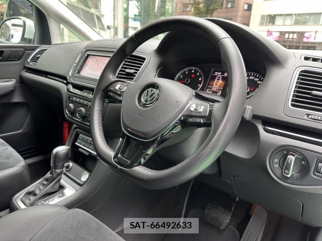 VolksWagen SHARAN 2016-03 8753476-14
