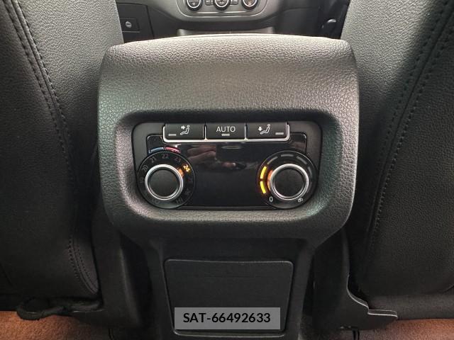VolksWagen SHARAN 2016-03 8753476-19