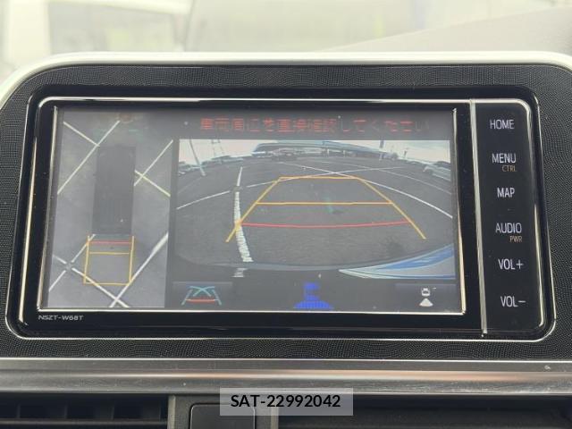 Toyota SIENTA 2020-04 8752582-11