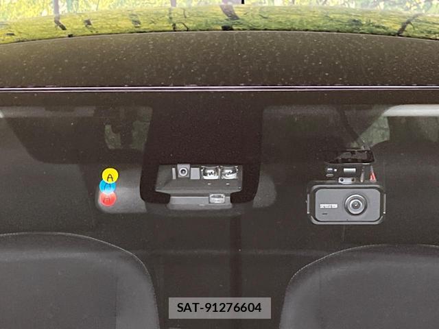 Toyota SIENTA 2021-09 8753398-2