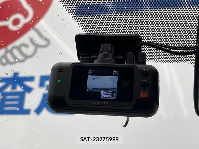 Toyota SIENTA 2019-12 8753928-6