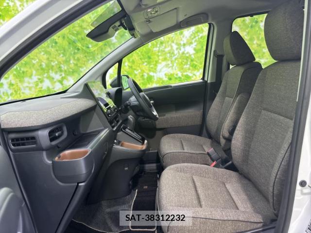 Toyota SIENTA 2025-04 8754381-5