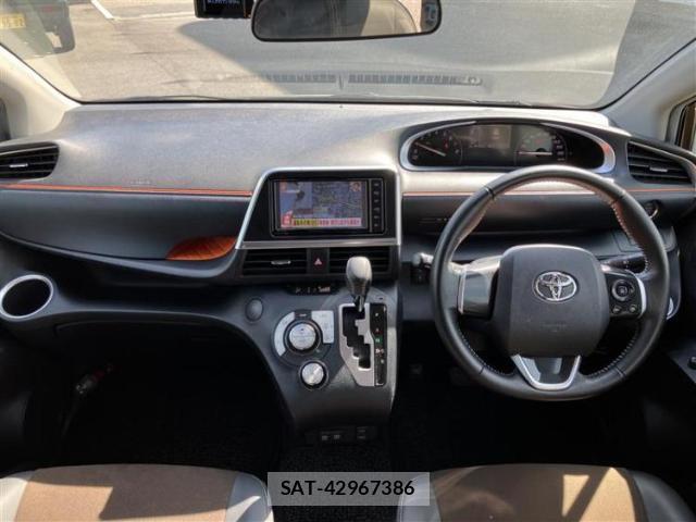 Toyota SIENTA 2020-04 8754406-3