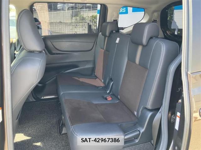 Toyota SIENTA 2020-04 8754406-5