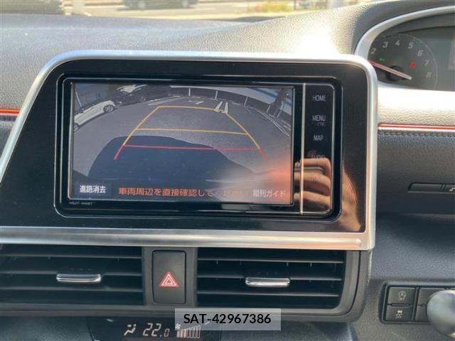 Toyota SIENTA 2020-04 8754406-9