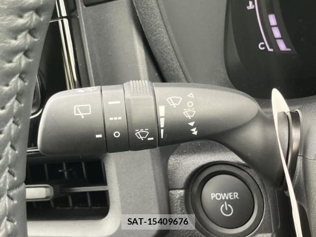 Toyota SIENTA 2024-06 8754487-16