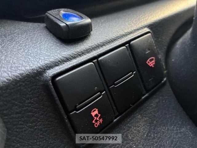 Toyota SIENTA 2020-10 8754491-14