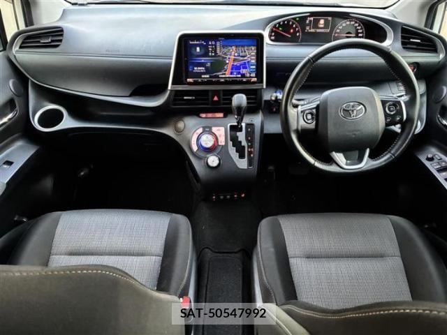 Toyota SIENTA 2020-10 8754491-3