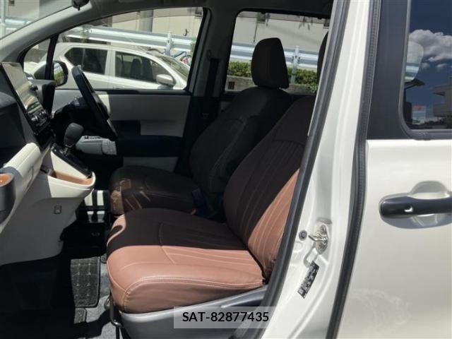 Toyota SIENTA 2023-10 8754518-5