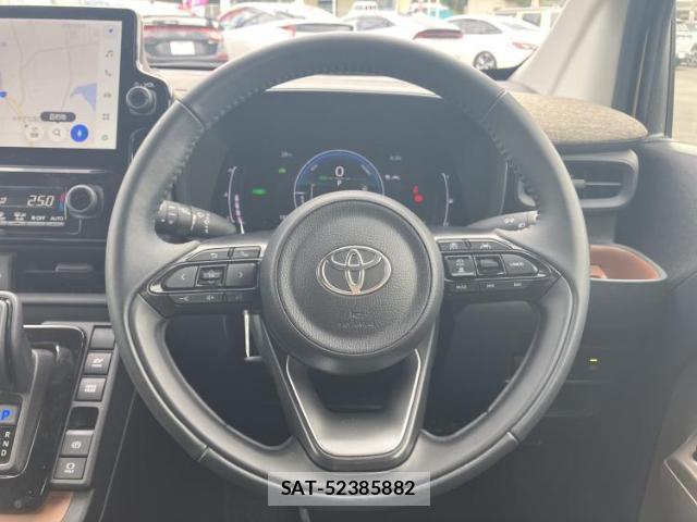 Toyota SIENTA 2025-09 8754641-14