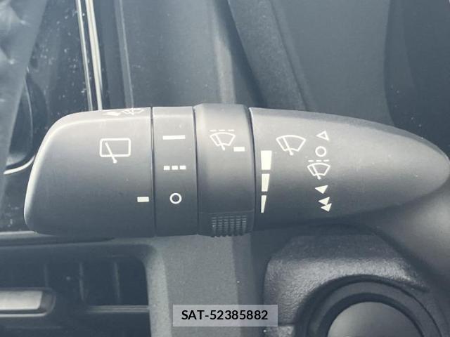 Toyota SIENTA 2025-09 8754641-16