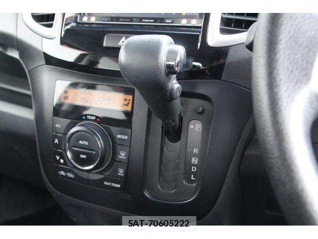 Suzuki SOLIO 2014-01 8752278-10