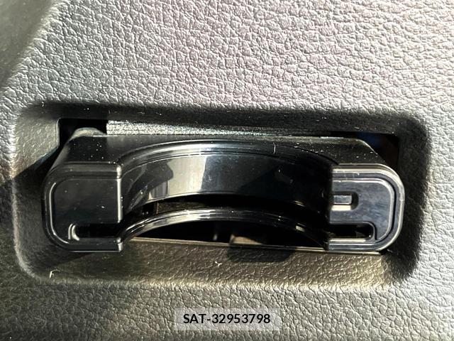 Suzuki SPACIA 2017-03 8752792-6