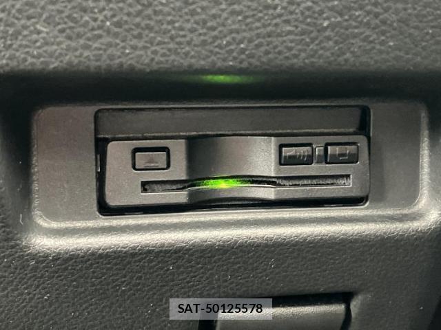 Suzuki SPACIA 2019-07 8752445-17
