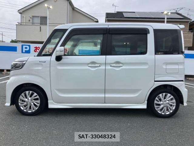 Suzuki SPACIA 2018-06 8754045-1
