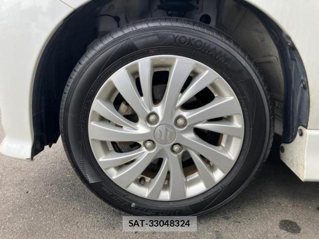Suzuki SPACIA 2018-06 8754045-17