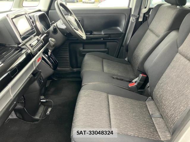 Suzuki SPACIA 2018-06 8754045-4