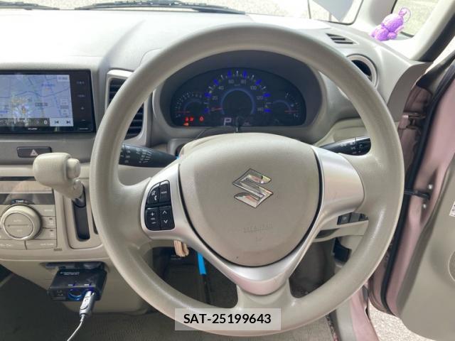 Suzuki SPACIA 2013-09 8752509-15