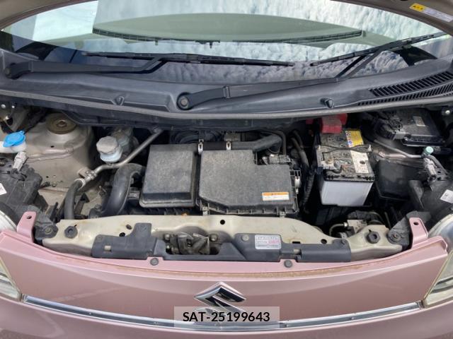 Suzuki SPACIA 2013-09 8752509-4