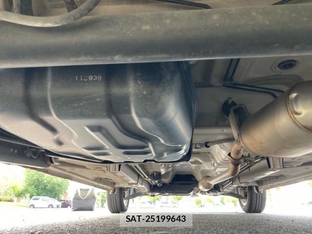 Suzuki SPACIA 2013-09 8752509-5