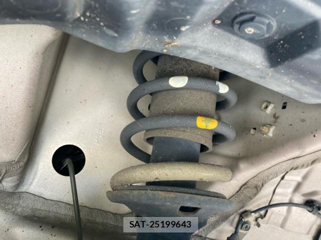 Suzuki SPACIA 2013-09 8752509-7