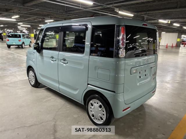 Suzuki SPACIA 2021-10 8754196-9