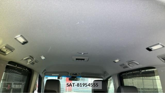 Honda e 2021-11 8753580-15