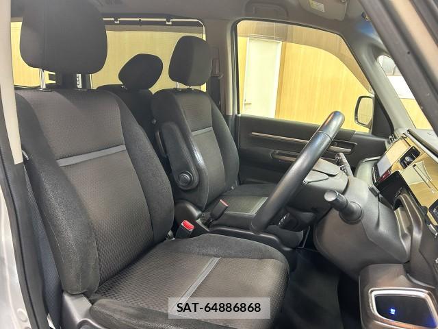 Honda e 2017-11 8754014-6