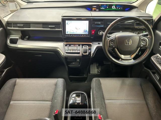 Honda e 2017-11 8754014-9