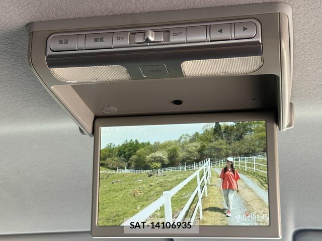 Honda e 2013-09 8754340-18