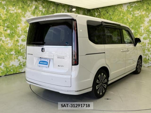 Honda e 2022-10 8754731-2
