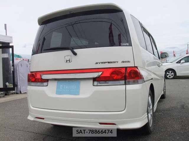 Honda e 2005-10 8752564-16