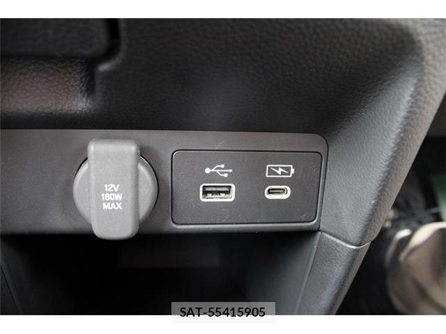 Honda e 2022-07 8753891-6
