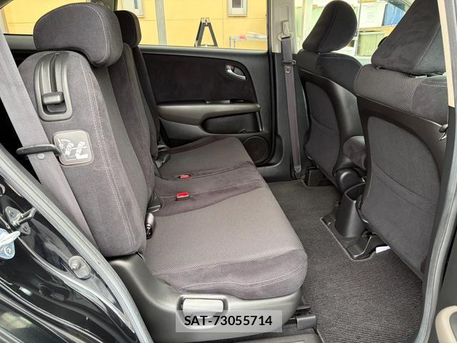 Honda STREAM 2007-05 8752569-17