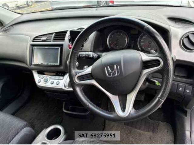 Honda STREAM 2013-08 8753716-2