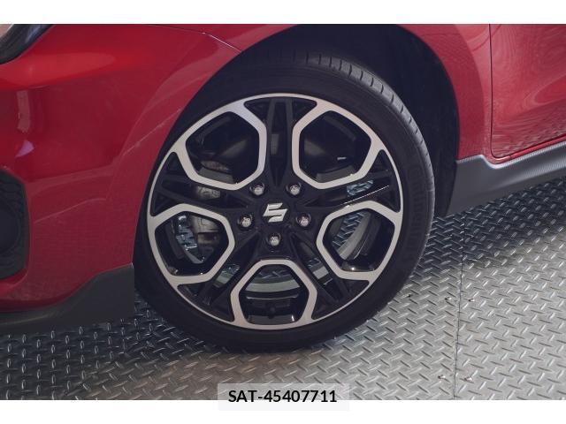 Suzuki SWIFT 2025-03 8752442-8