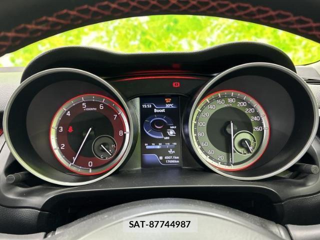 Suzuki SWIFT 2022-01 8753198-12