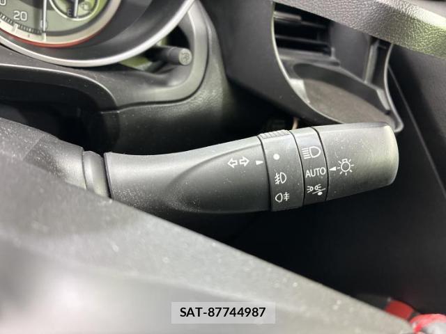 Suzuki SWIFT 2022-01 8753198-14