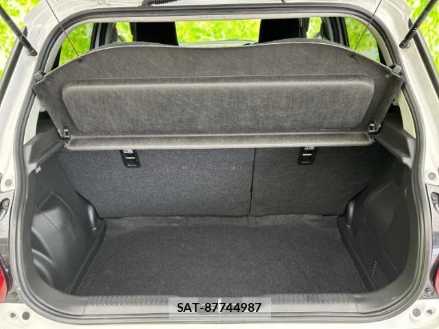 Suzuki SWIFT 2022-01 8753198-7