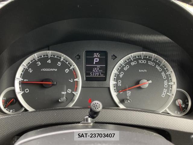 Suzuki SWIFT 2013-03 8754266-10