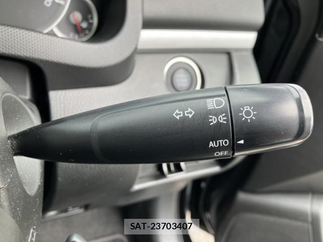 Suzuki SWIFT 2013-03 8754266-12